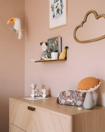 Press Loft  Image of Benjamin Moore, Pink Harmony, Salmon Peach, Dusk Pink  for Press & PR